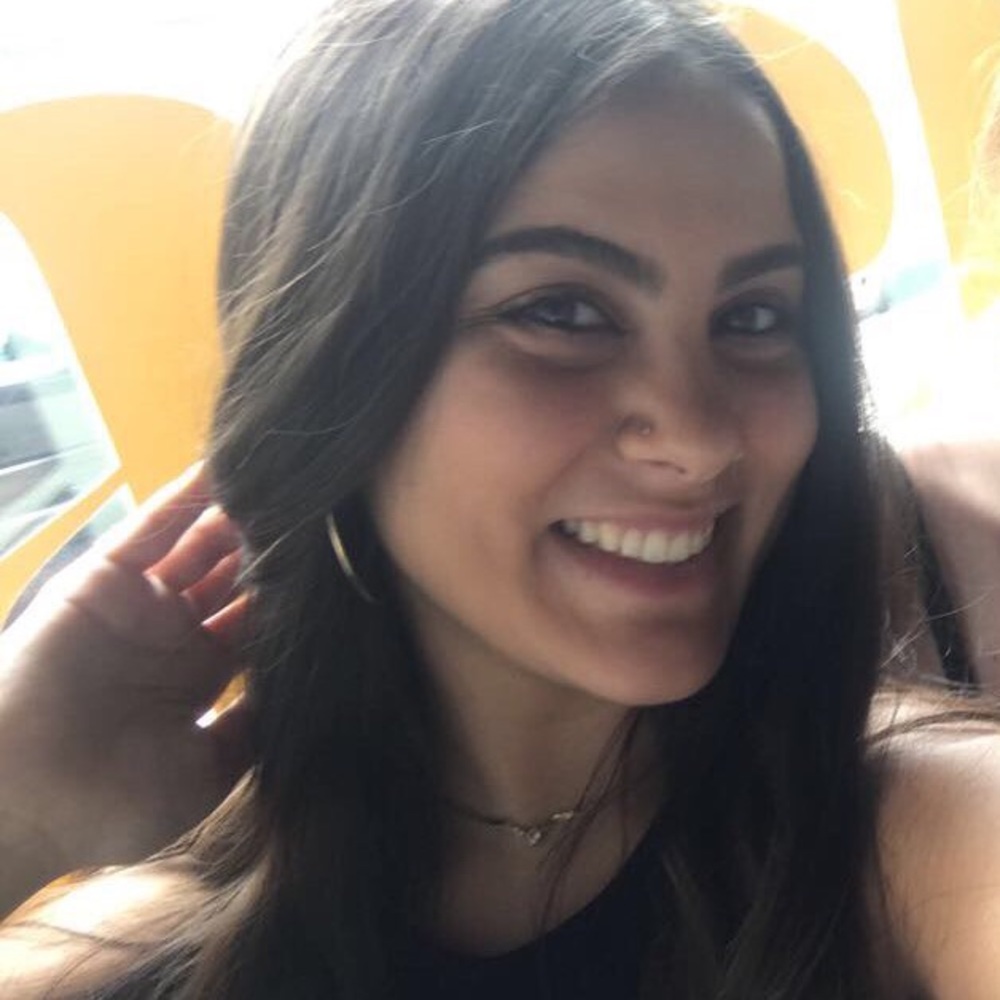 Meet your Posher, Calli